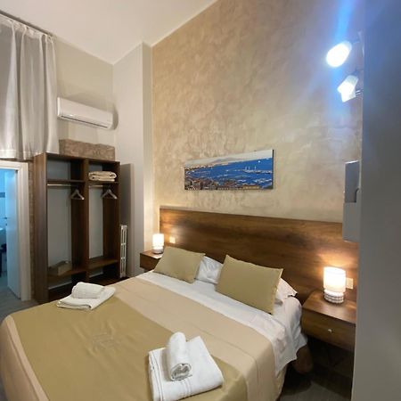La dimora dei borboni Bed and Breakfast Napoli Esterno foto