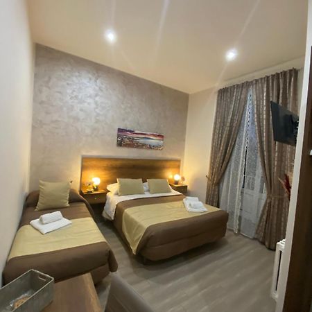 La dimora dei borboni Bed and Breakfast Napoli Esterno foto