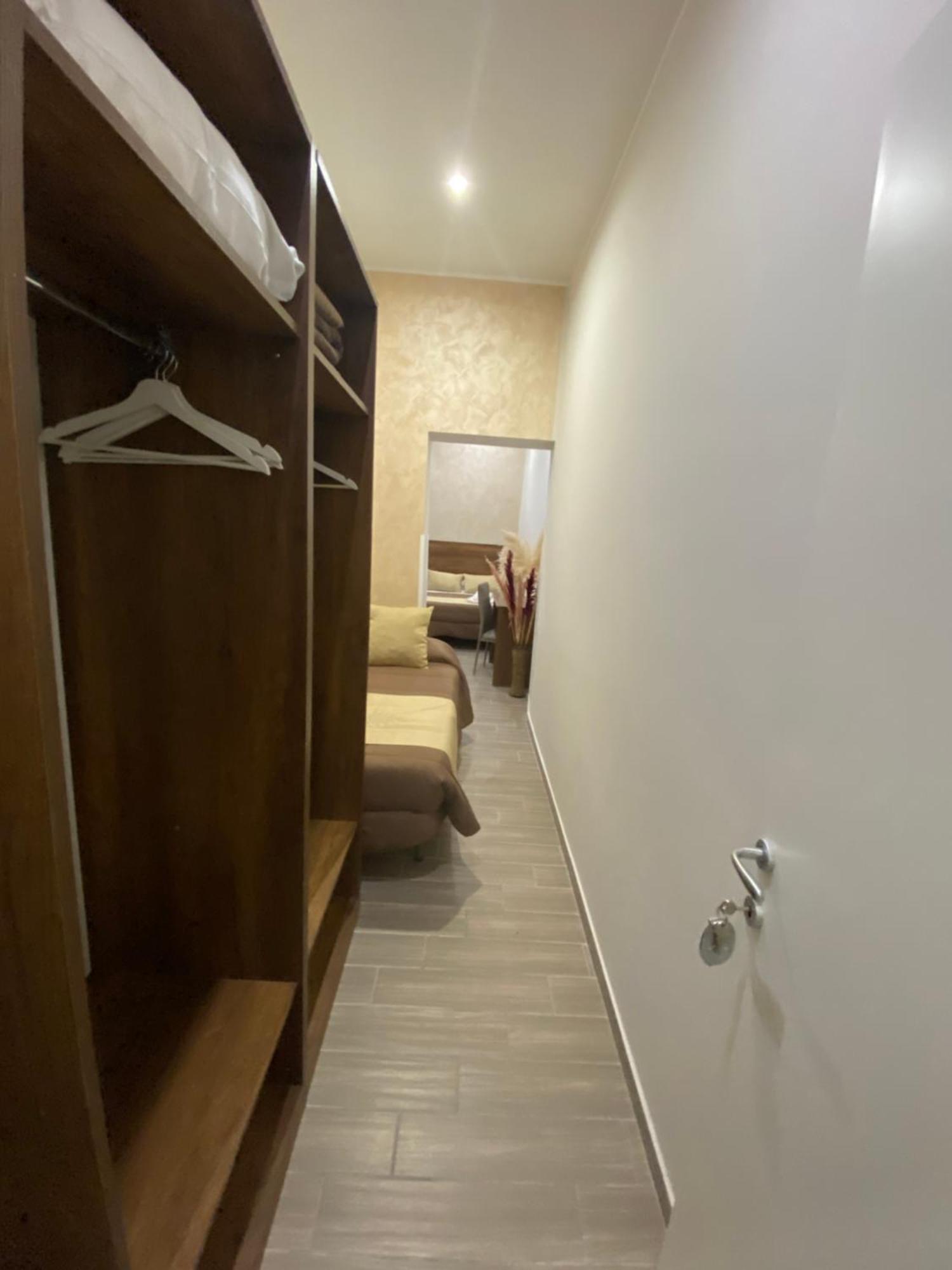 La dimora dei borboni Bed and Breakfast Napoli Esterno foto
