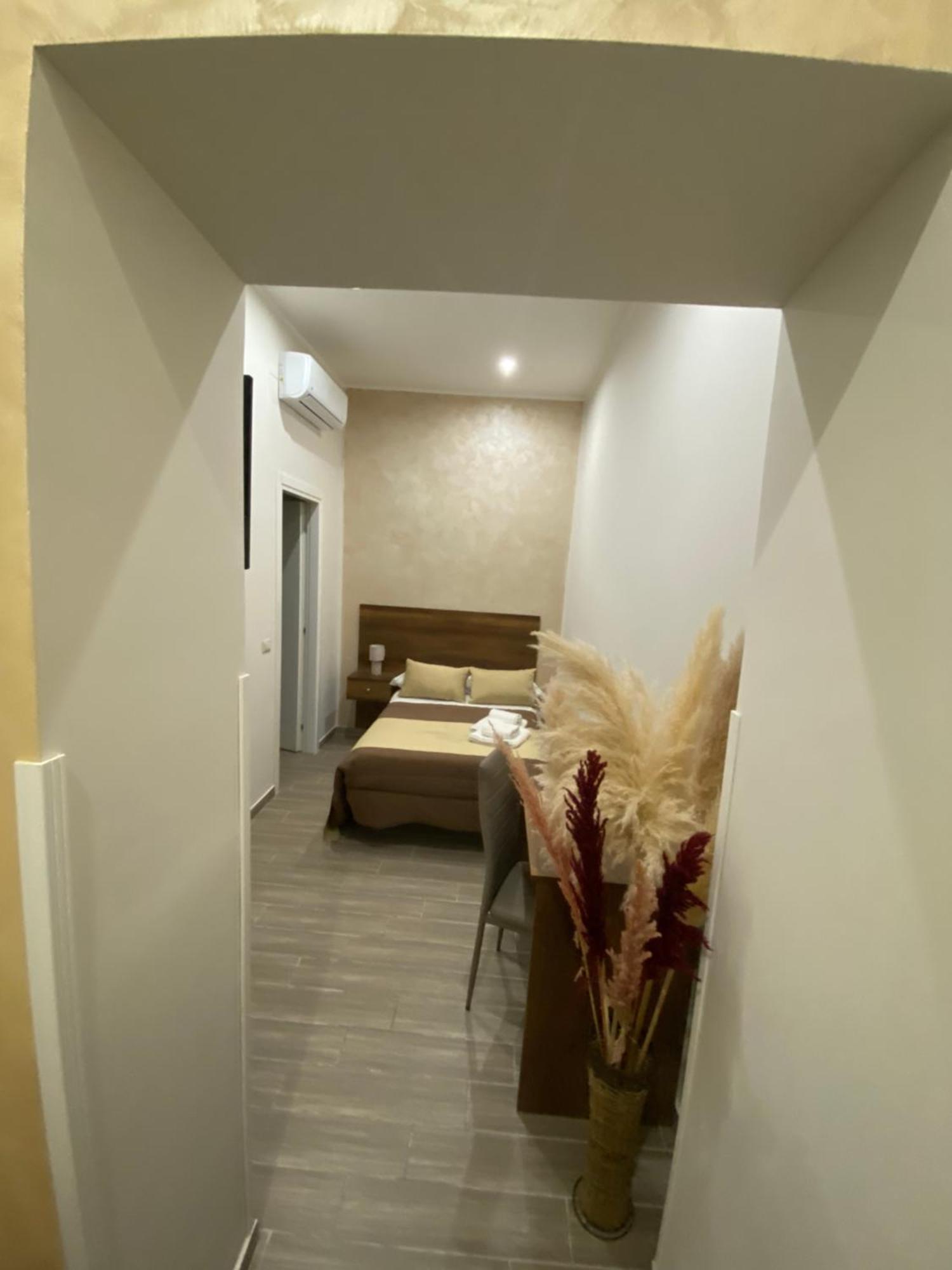 La dimora dei borboni Bed and Breakfast Napoli Esterno foto