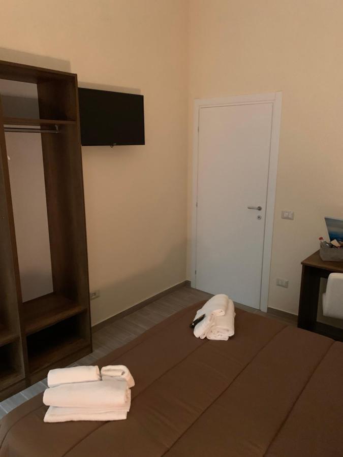 La dimora dei borboni Bed and Breakfast Napoli Esterno foto