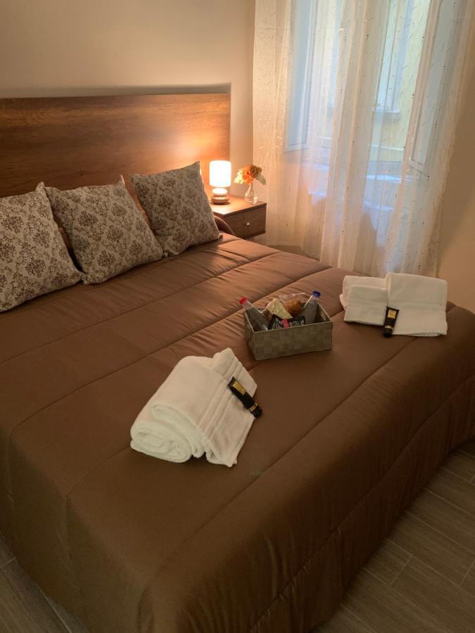 La dimora dei borboni Bed and Breakfast Napoli Esterno foto