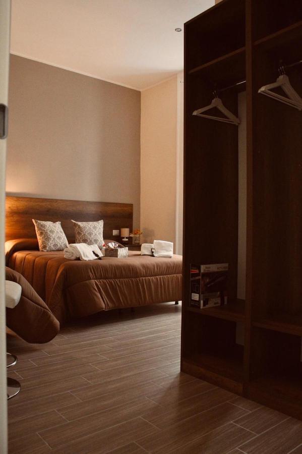 La dimora dei borboni Bed and Breakfast Napoli Esterno foto