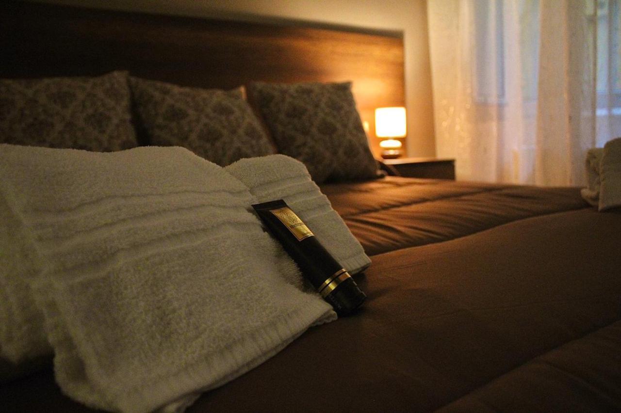 La dimora dei borboni Bed and Breakfast Napoli Esterno foto